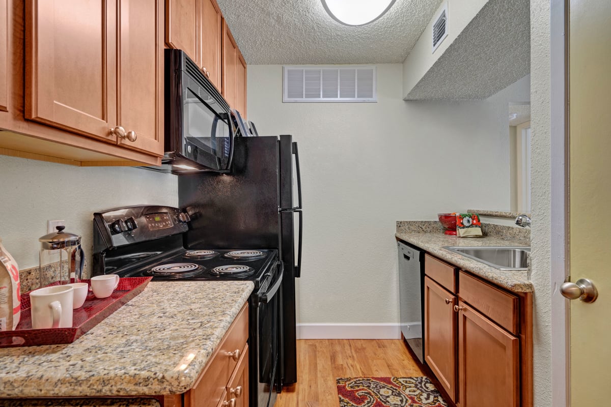 Acacia Park Apartments Photo Gallery Apartments in Odessa Weidner