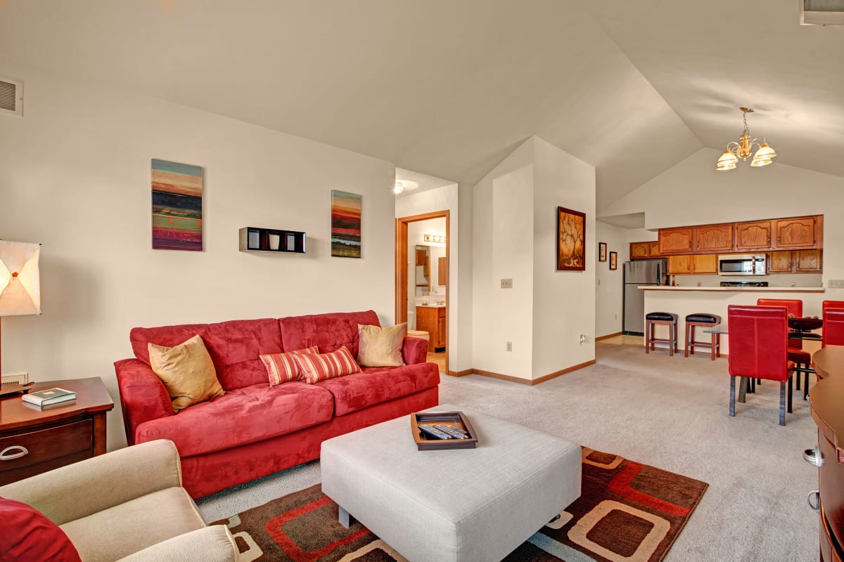 Photo Gallery Arbor Ridge Apartment Homes in Milwaukee, WI Weidner