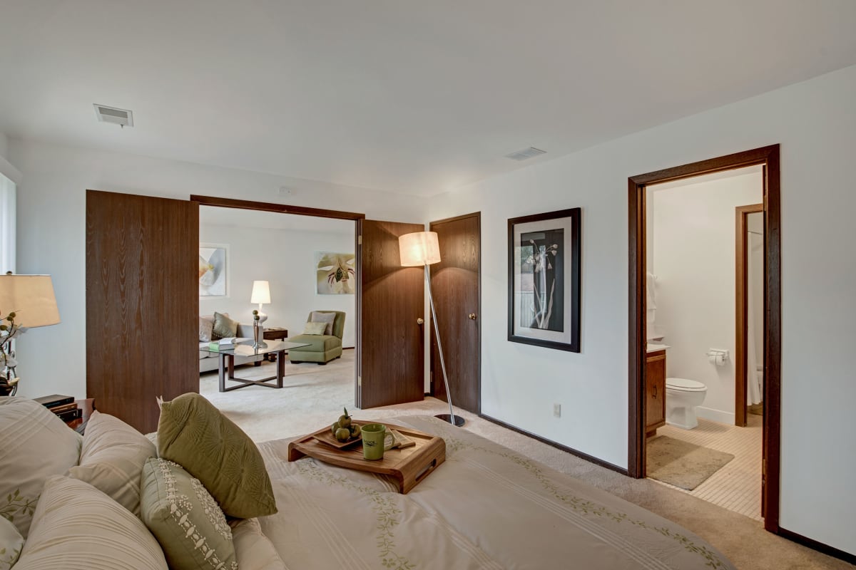 Photo Gallery Sunset Ridge Apartment Homes in Milwaukee Weidner