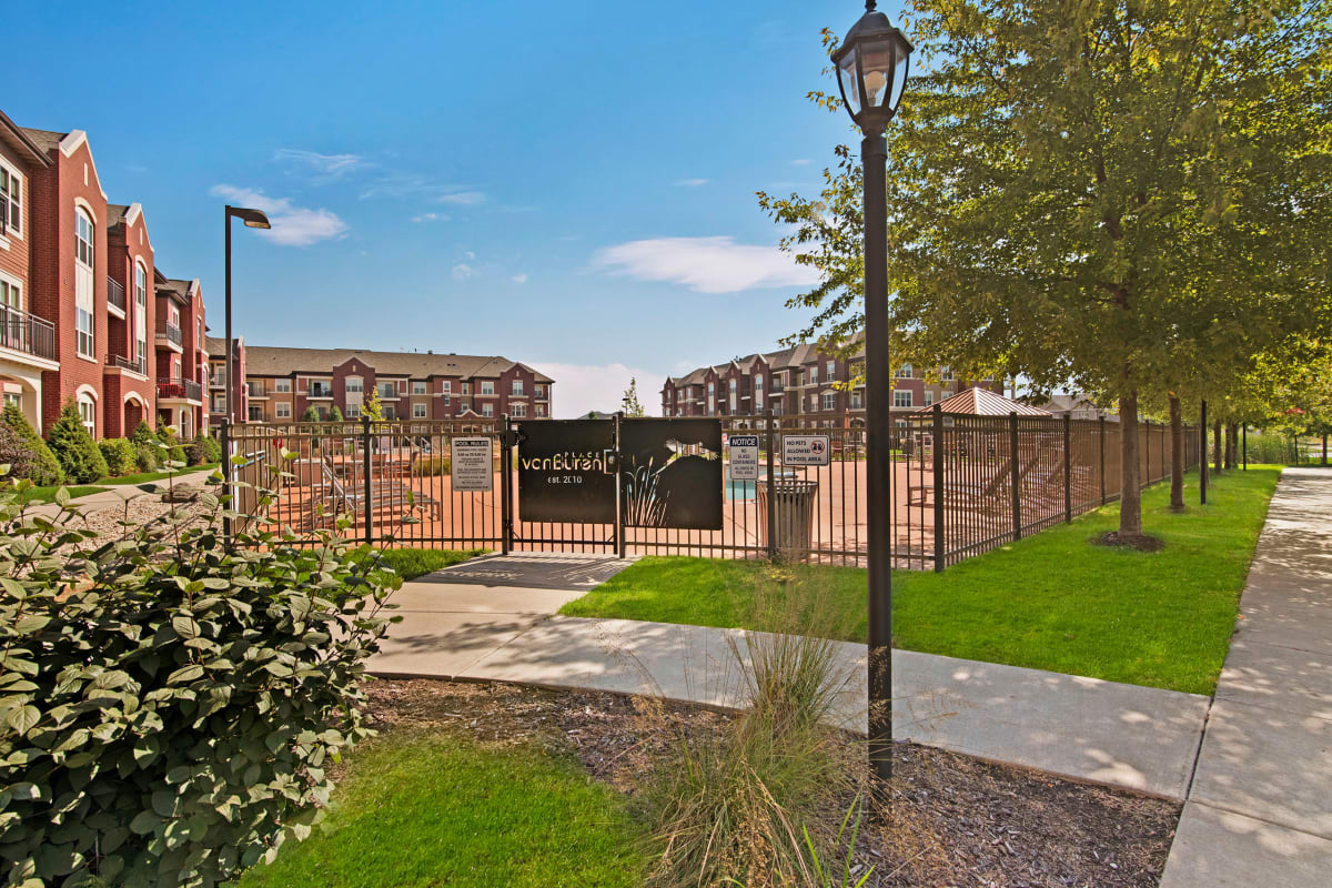 Photo Gallery Van Buren Place Apartments in Sun Prairie Weidner