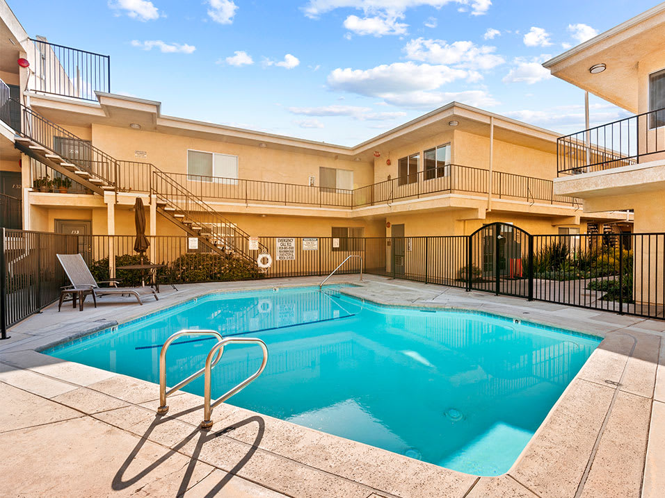 Photos and Video of Riverbridge Apartments in Reseda, CA
