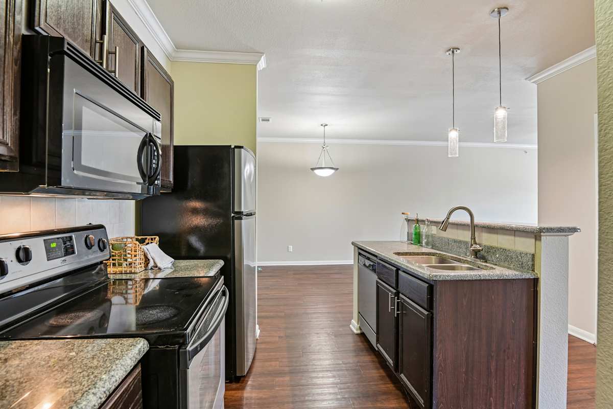 Skyview West apartment photo