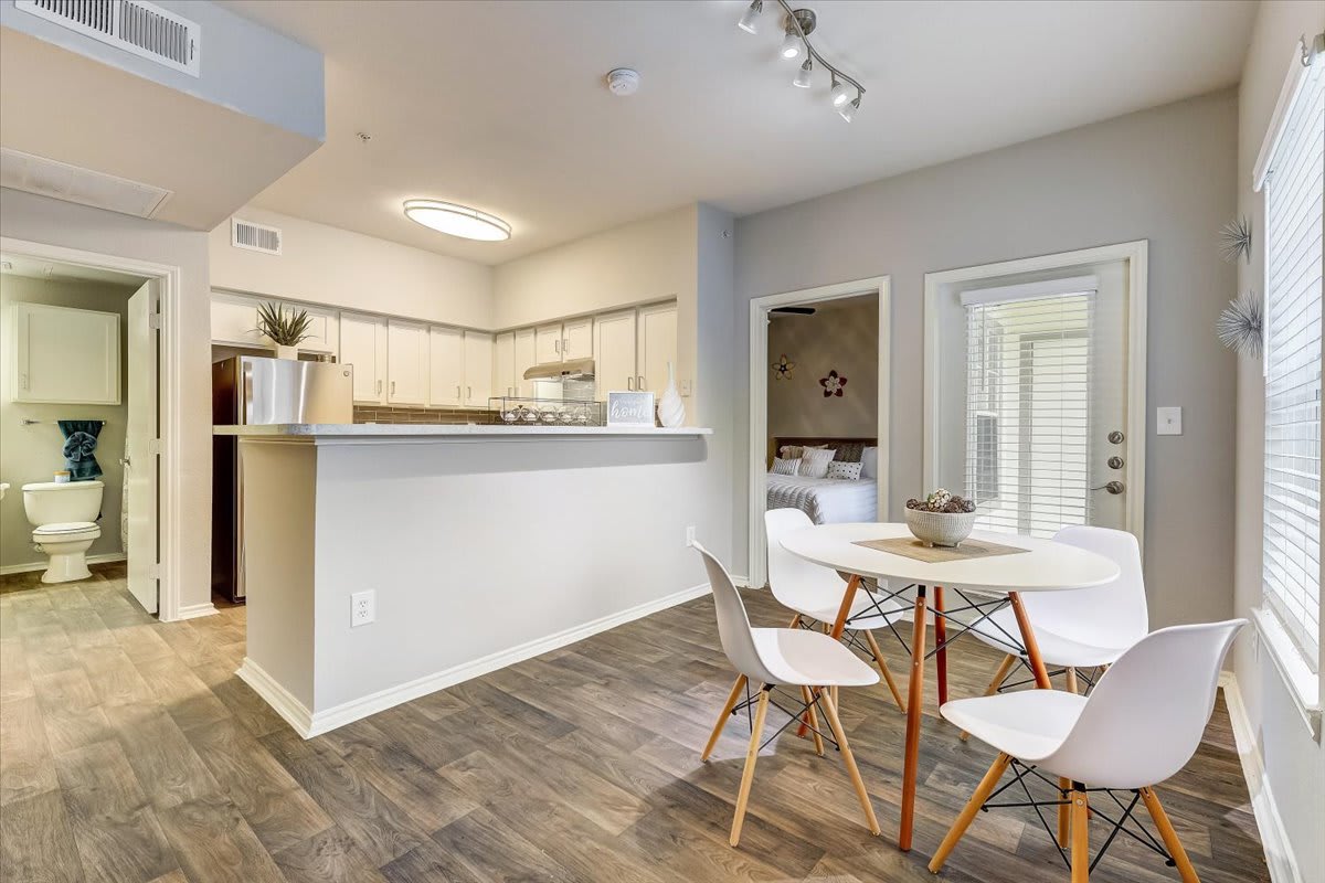 Southpoint Villas apartment photo