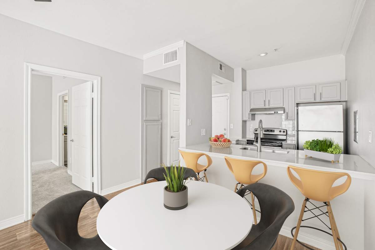 Winsted At White Rock apartment photo