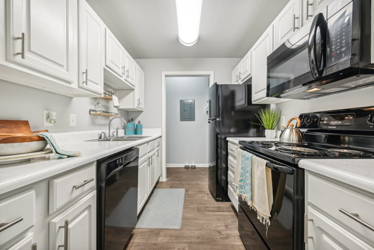 Landings Of Carrier Pkwy apartment photo