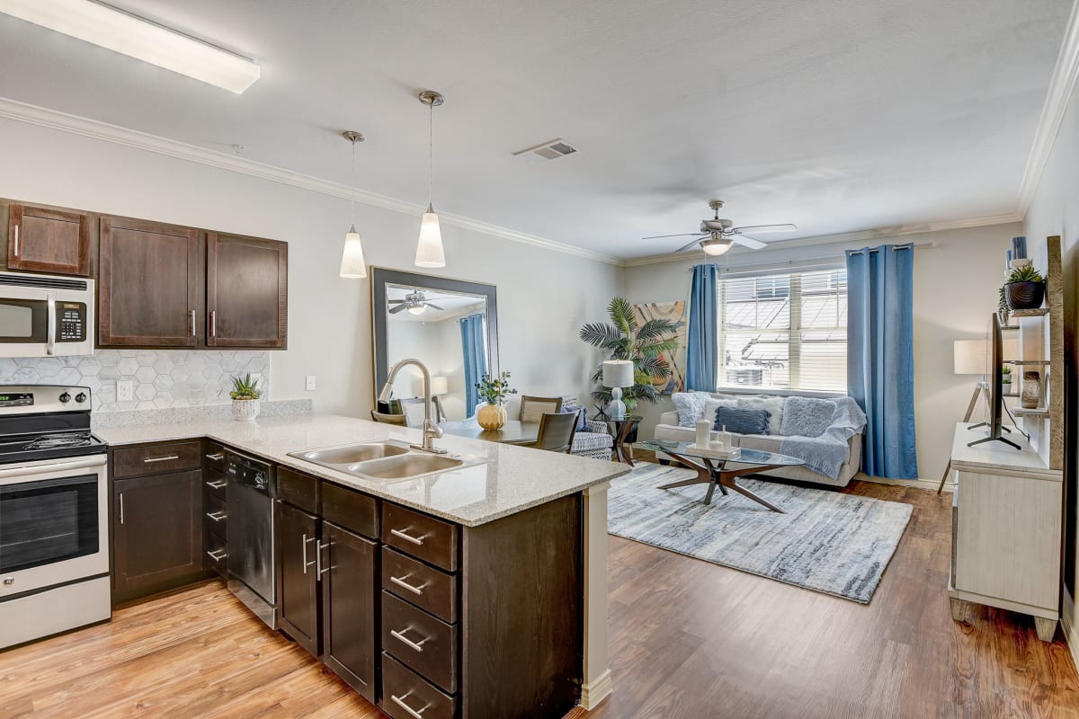 Heritage Village apartment photo