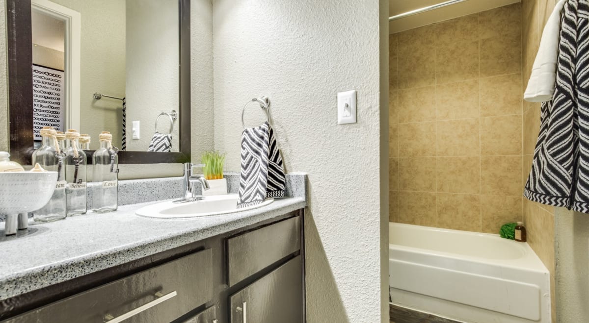 Apartments on Westheimer, Houston, TX The Aubrey Photos