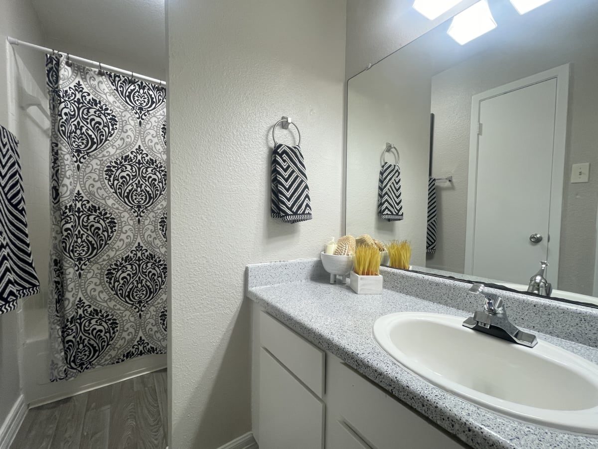 Apartments on Westheimer, Houston, TX The Aubrey Photos