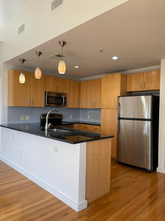 Photos of Miller and Rhoads Apartments in Richmond VA | HRI Properties