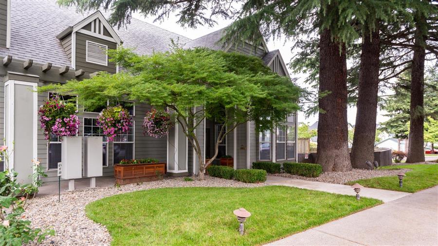 Photos and Video of Courtyards at Fairview in Fairview, OR
