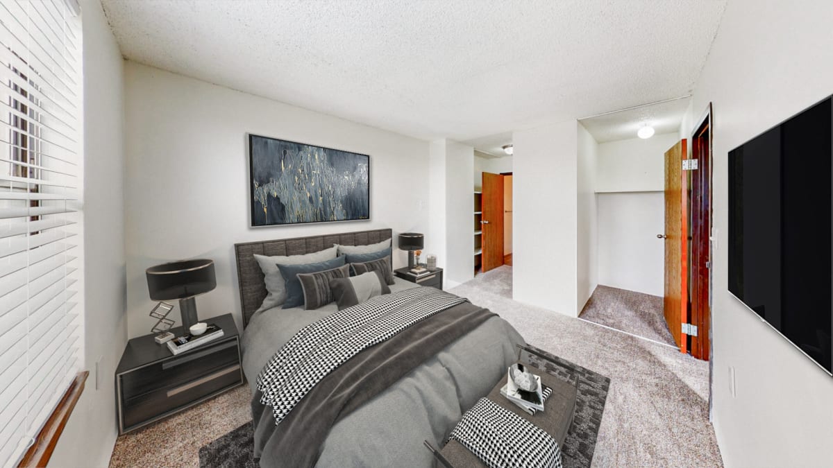 Photos and Video of Riverview Apartments in Leavenworth, KS