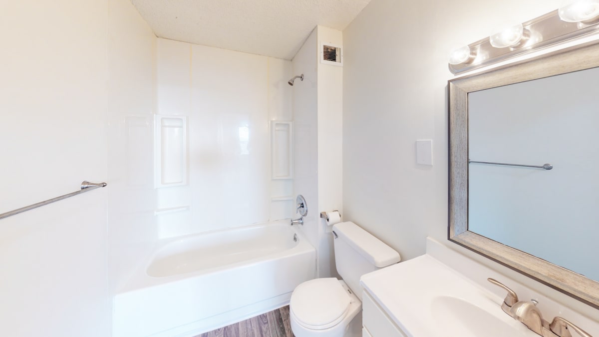 Photos and Video of Riverview Apartments in Leavenworth, KS