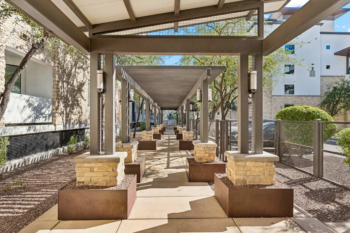 Shared outdoor space at Biltmore at Camelback.