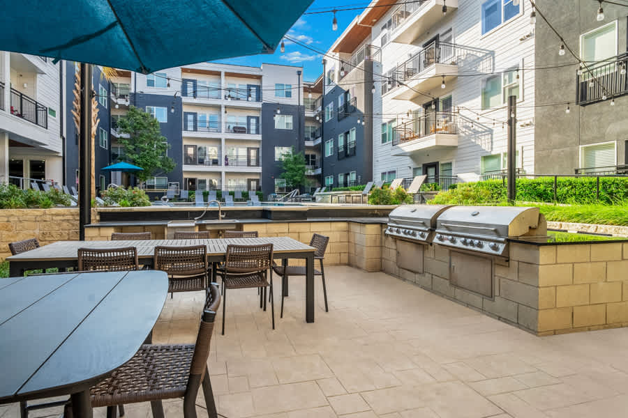 Larq Henderson apartment photo