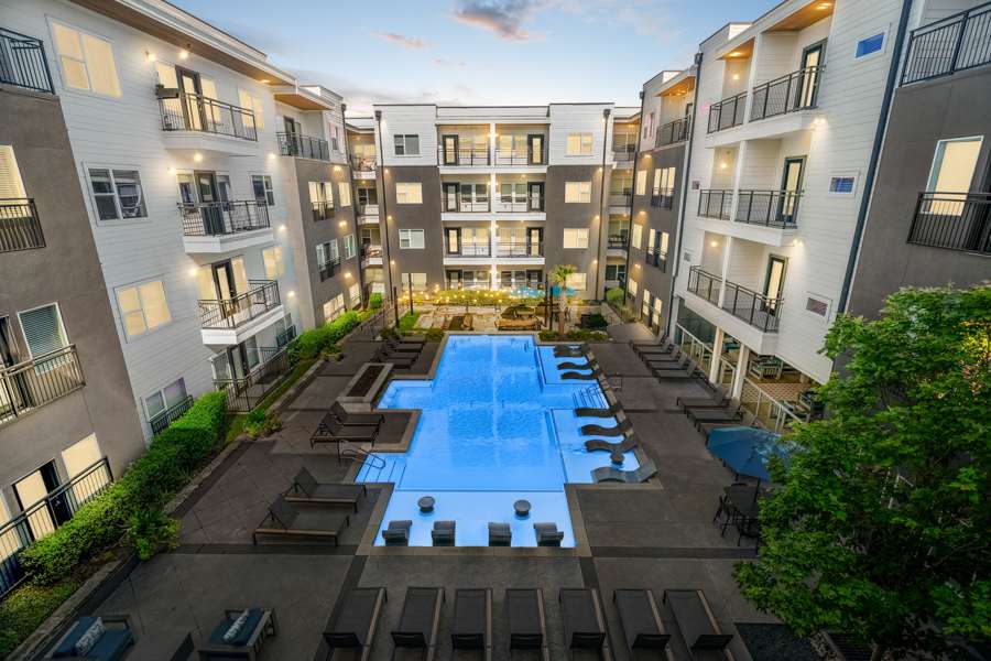 Larq Henderson apartment photo