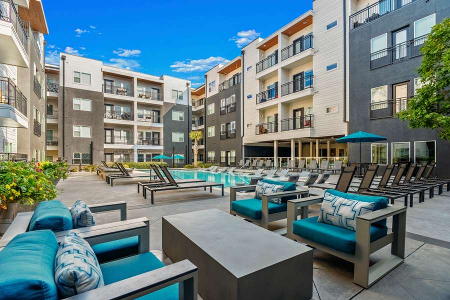 Larq Henderson apartment photo