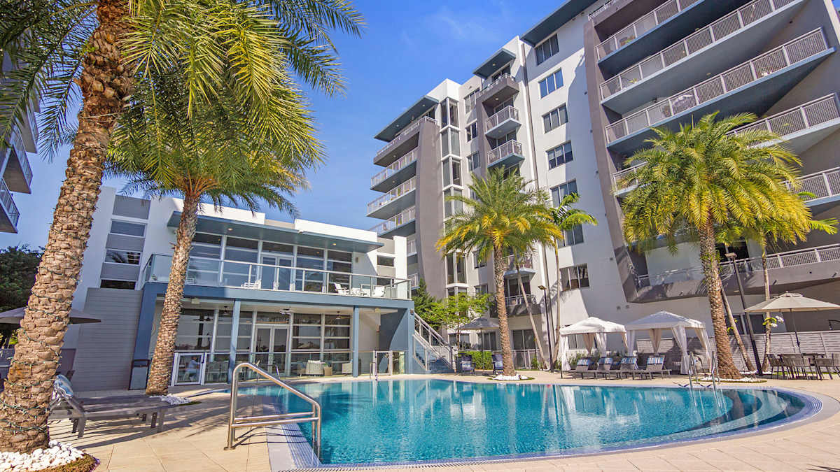 Gallery | Apartments Near Downtown Miami, FL | LaVida Apartments