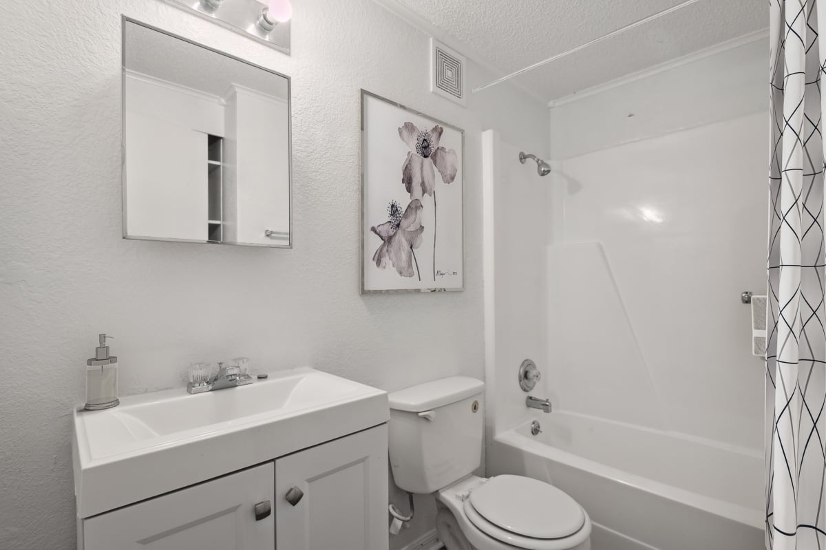 Photos and Video of Tanglewood Apartment Homes in Eustis, FL