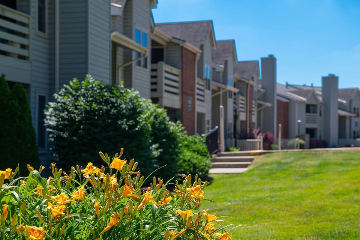 Apartments for Rent in Monroeville Belmont Ridge Apartments