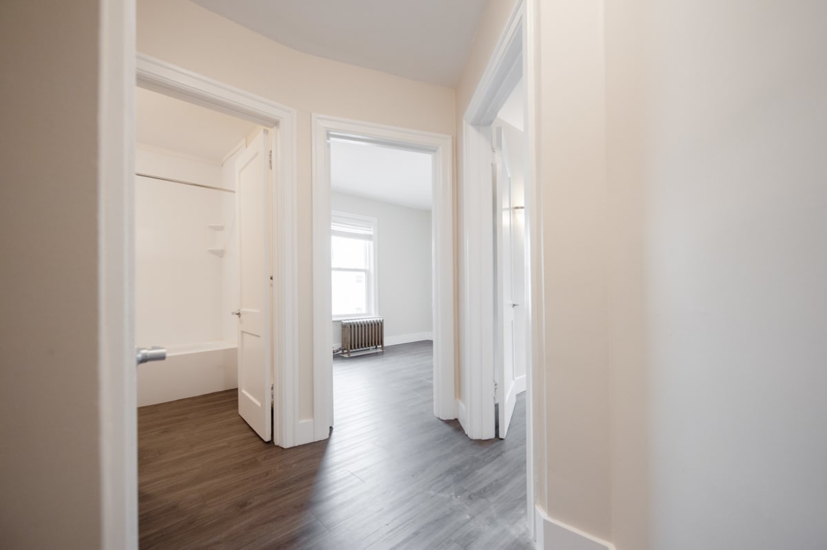 Apartments for Rent in Winnipeg 331 Marion Spacious Apartment Suites