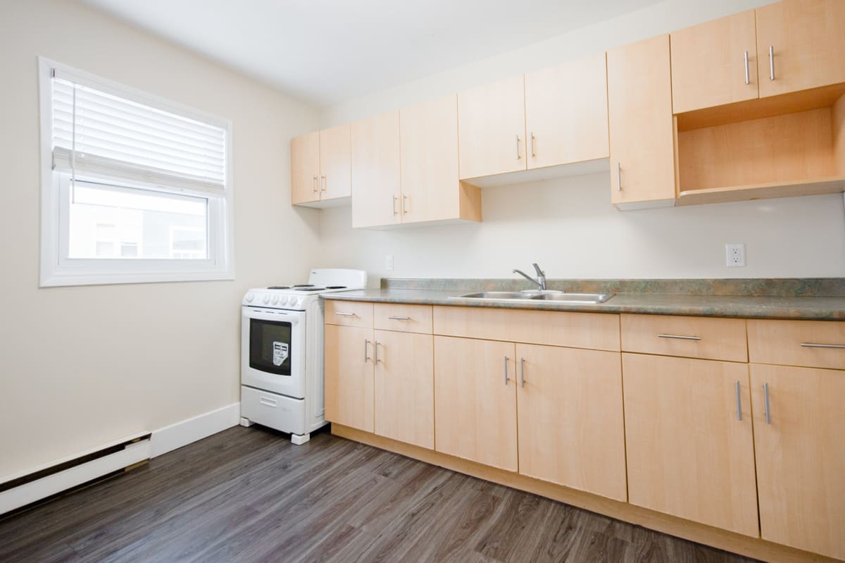 Apartments for Rent in Winnipeg 331 Marion Spacious Apartment Suites