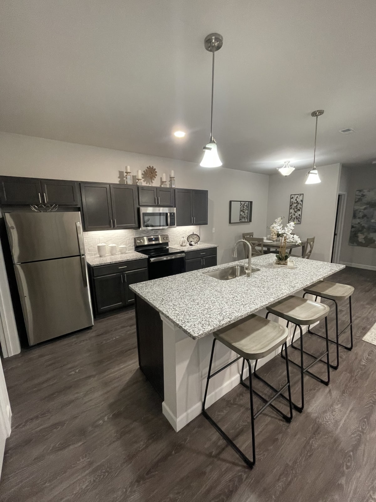 Photos and Video of Miller Crossing Apartments & Villas in Arnold, MO