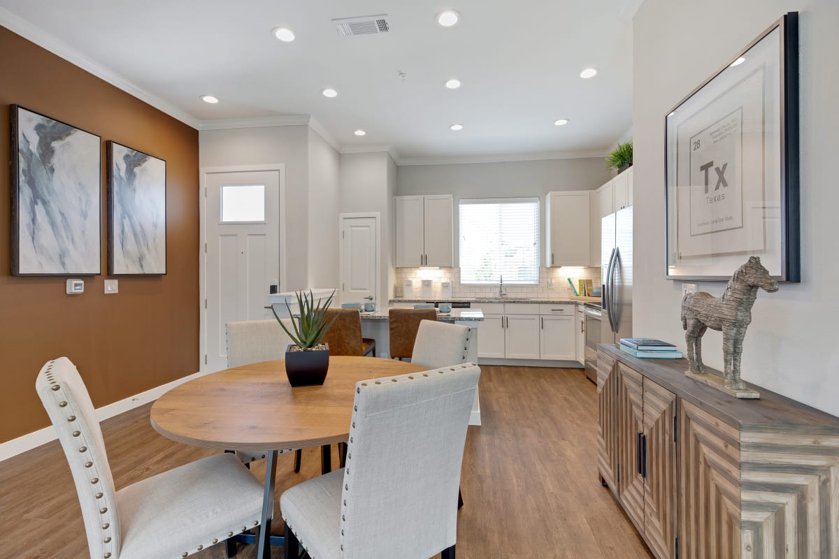 Houses for Rent in Arlington, TX | Avilla Lakeridge | Photo Gallery