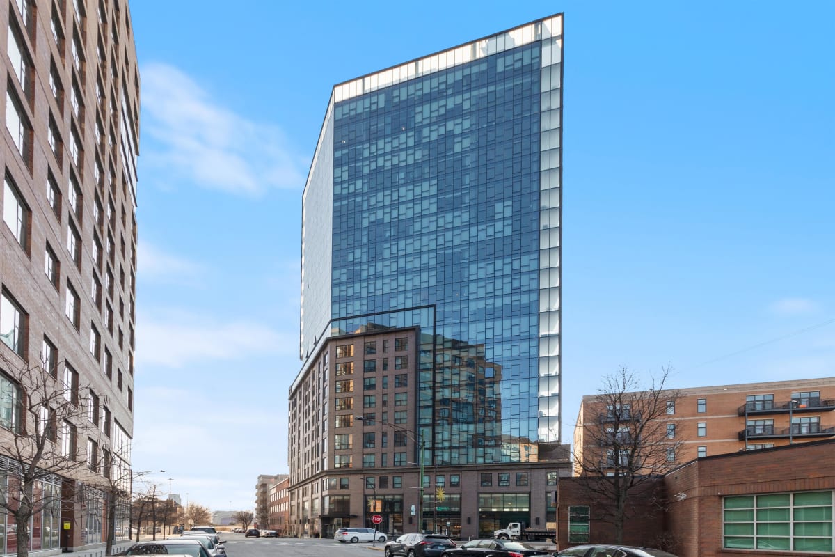 Gallery | Images of Our Chicago River West Apartments | Avenir