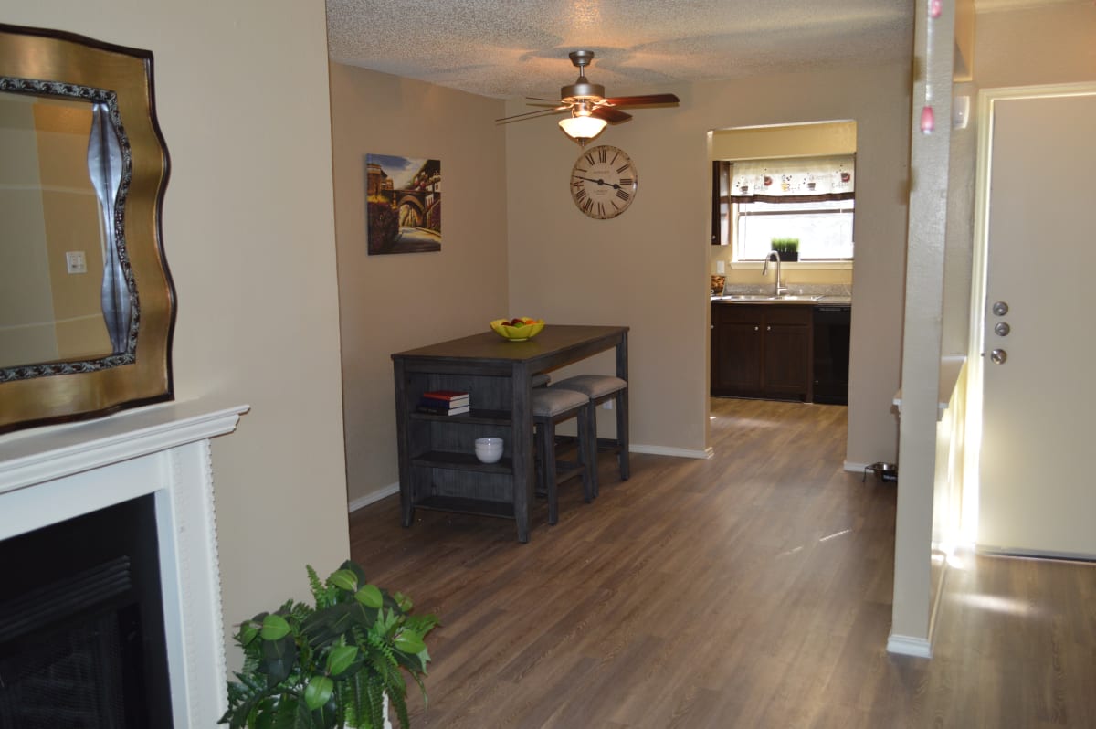 Apartments in 75216 Area Overton Park Apartments