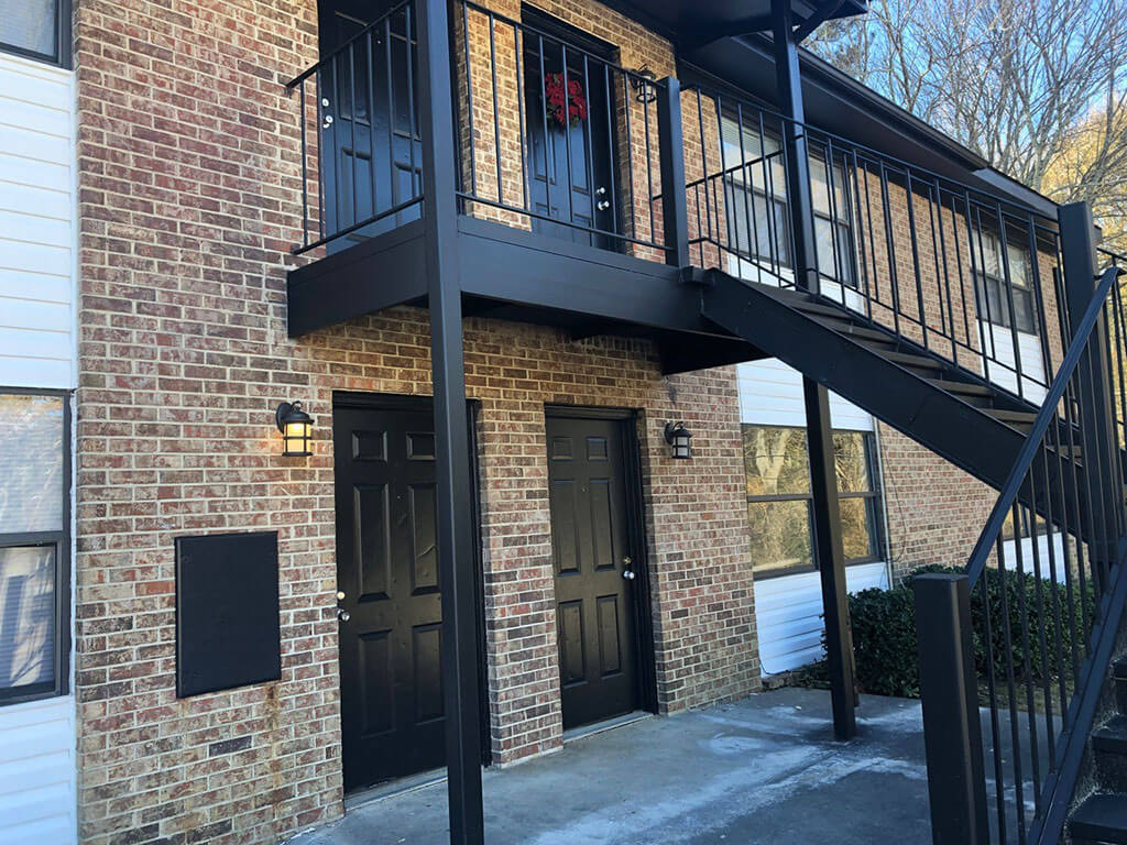 Photos and Video of Carrollwood Apartments in Carrollton, GA