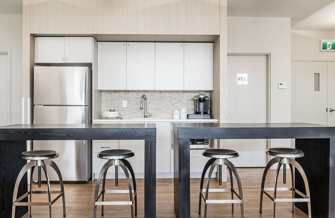 Property Details for Lynn Creek Apartments from Realstar Management