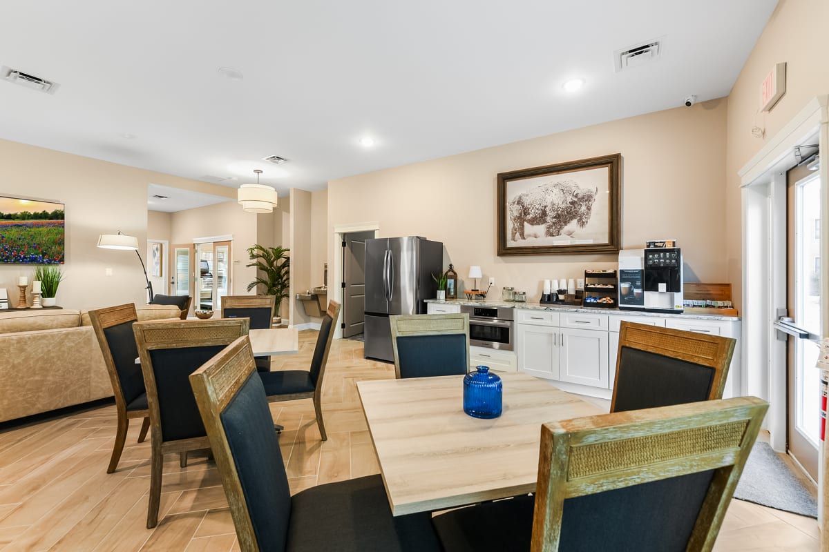 Photos and Video of Drexel Hill Apartments in Williamsville, NY