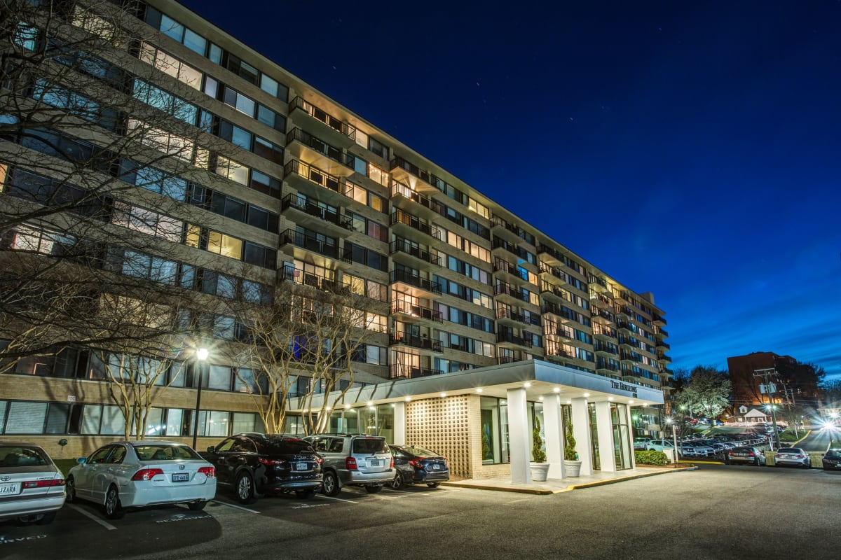 Best Apartment Rentals in Ballston Arlington VA Photo Gallery