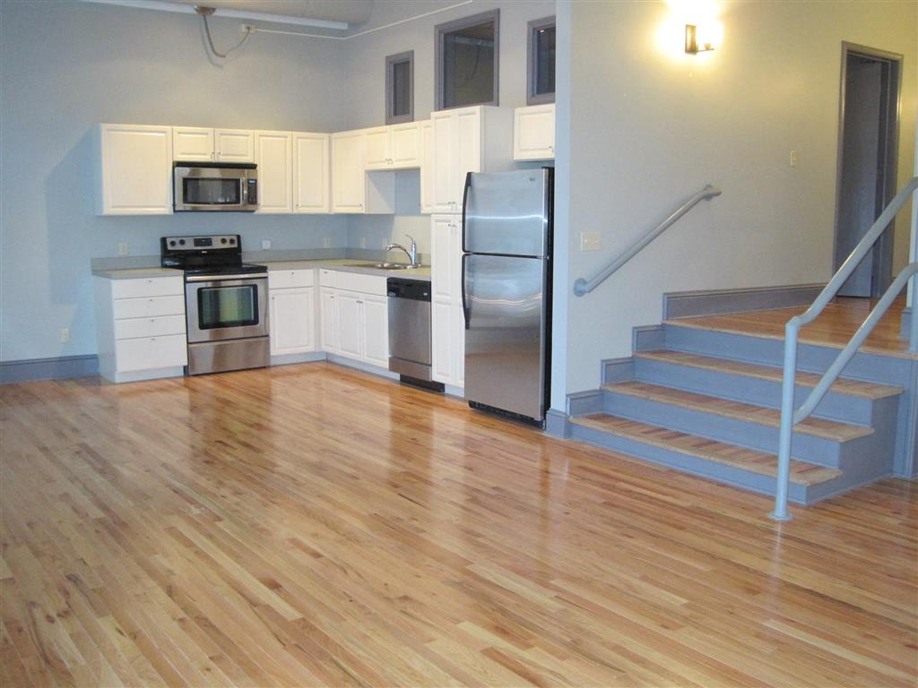 Apartments For Rent in Downtown Cleveland East 4th Street