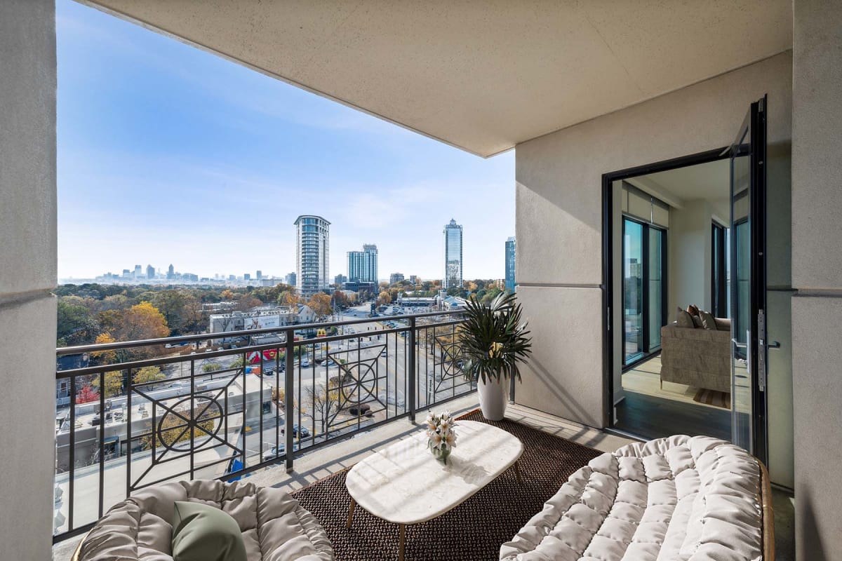 Buckhead High Rise Apartments | The Sutton Apartments