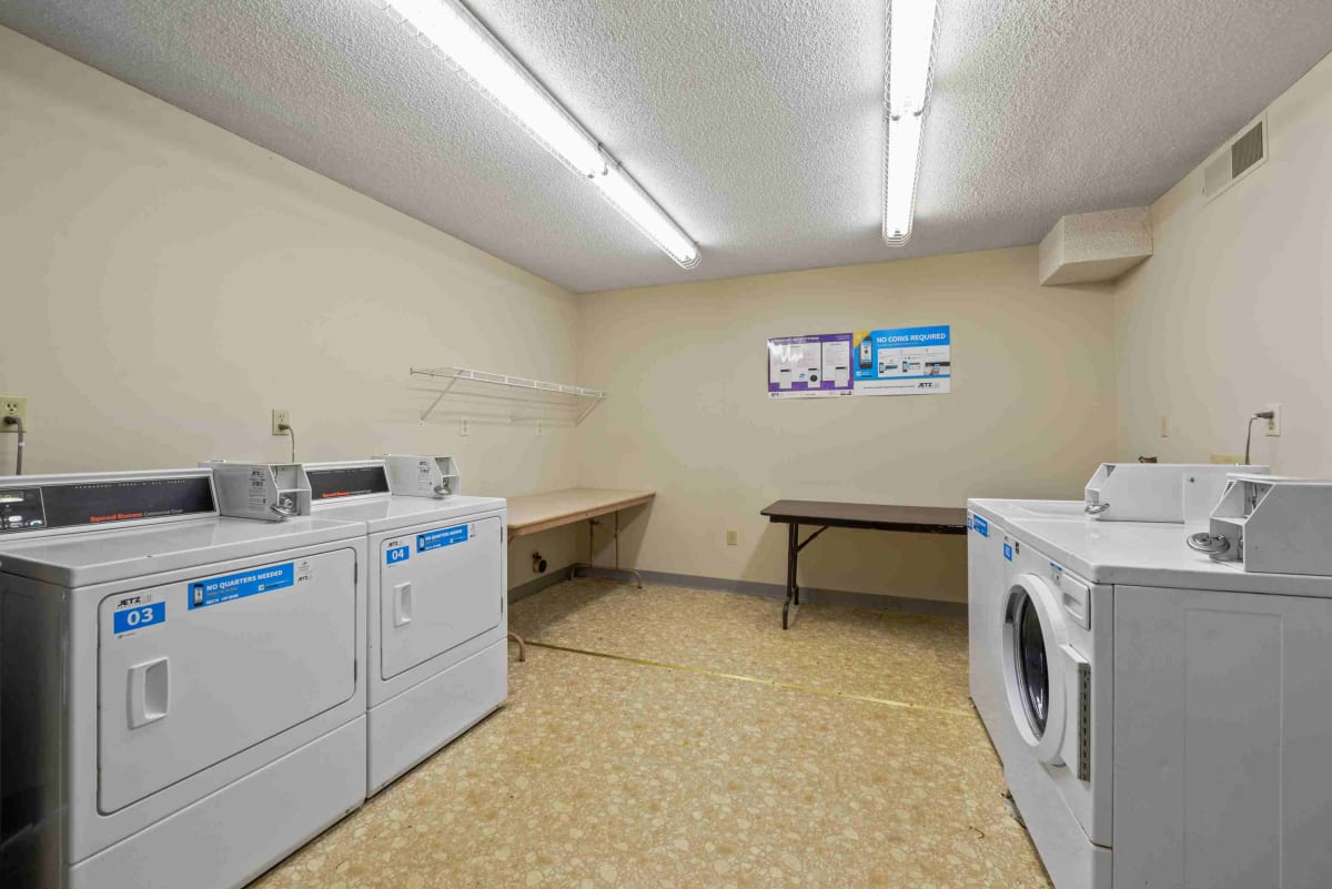 Photos and Video of Shawnee Lake Apartments in Topeka, KS