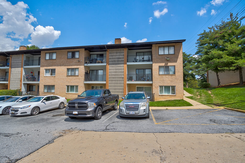 Apartments for Rent in Oxon Hill, MD Oaks at Oxon Hill