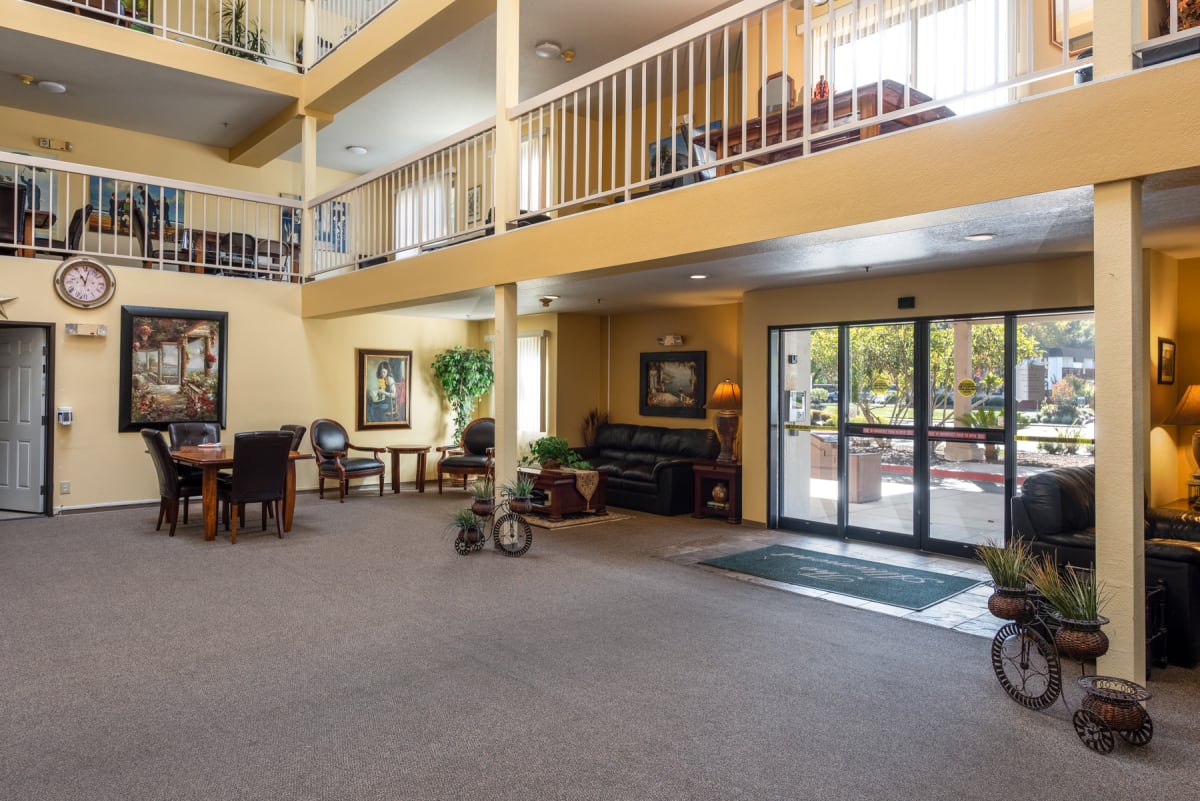 Picture of Active Adult Living in Rohnert Park | Altamont Apartments | Photos