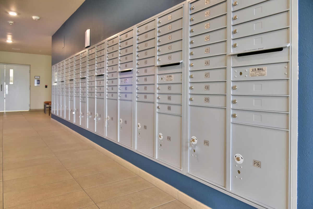 Cardinal Point Apartments package lockers - Grand Forks, ND