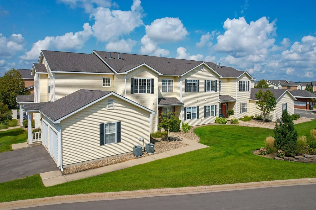 Photos and Video of Cascade Shores Townhomes + Flats in Rochester, MN