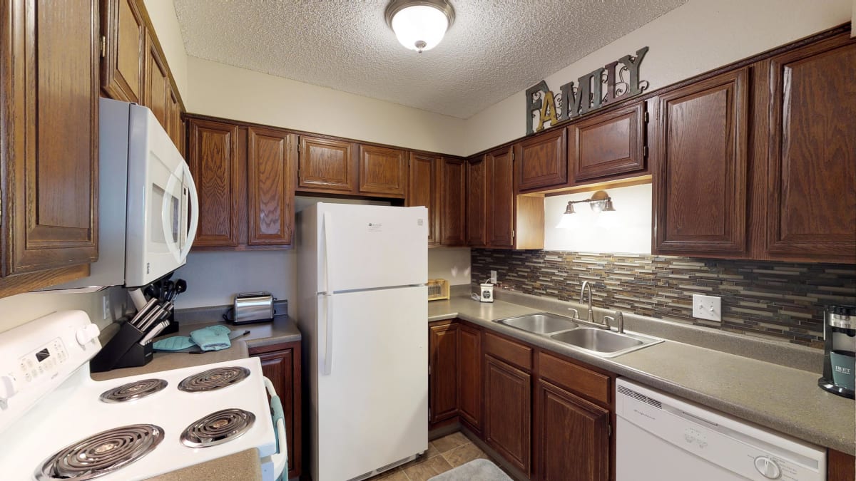 Photos and Video of Castlerock Apartment Homes in Billings, MT