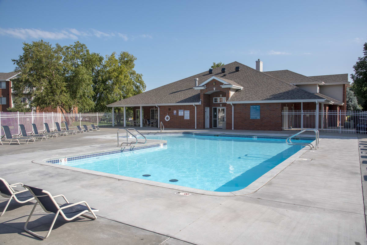 Photos And Video Of Lakeside Village Apartment Homes In Lincoln Ne