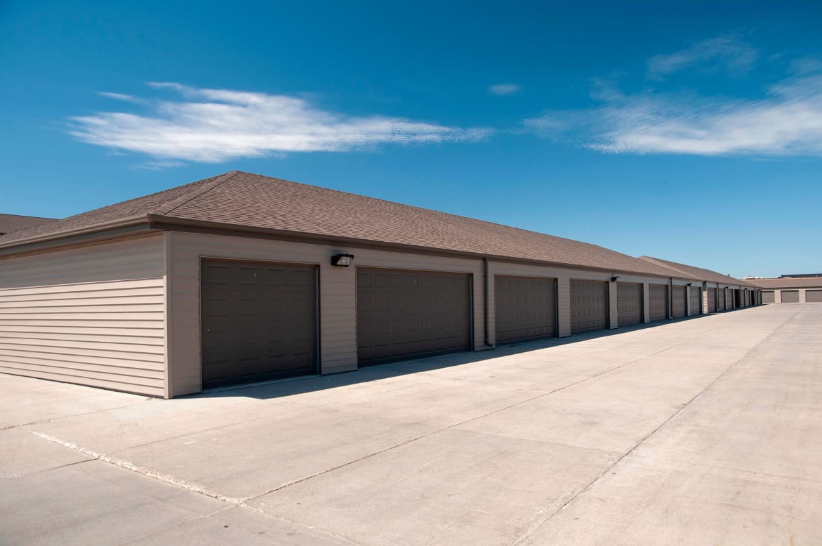 Southpoint Apartments detached garages - Grand Forks, ND