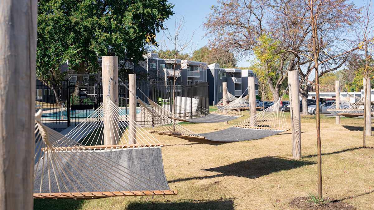 The Bosk Apartment Homes hammock park - Woodbury, MN
