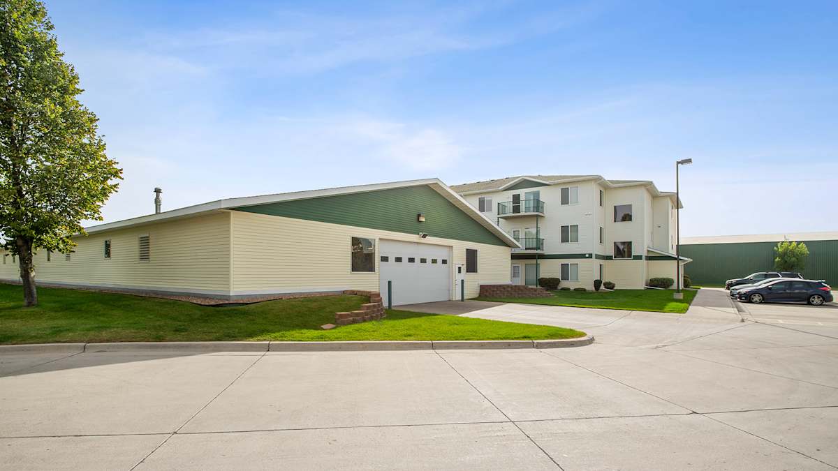 The Legacy Apartments garage building exterior - Grand Forks, ND