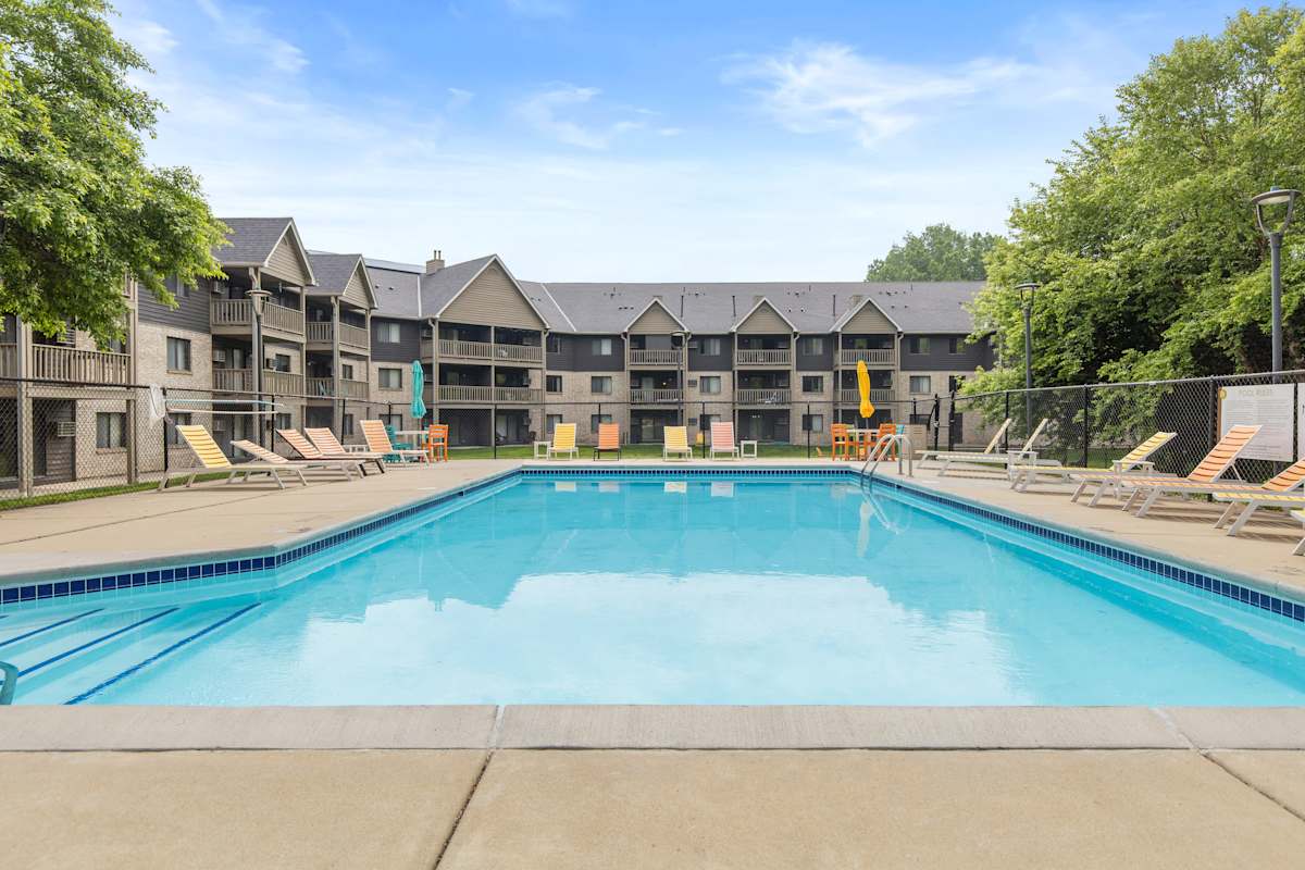 Woodridge on Second outdoor pool in front of apartment buildings - Rochester, MN