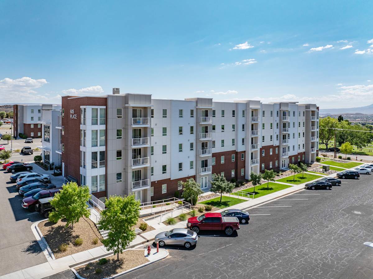 Photos and Video of 605 Place Student Housing & Co-Living in St George, UT
