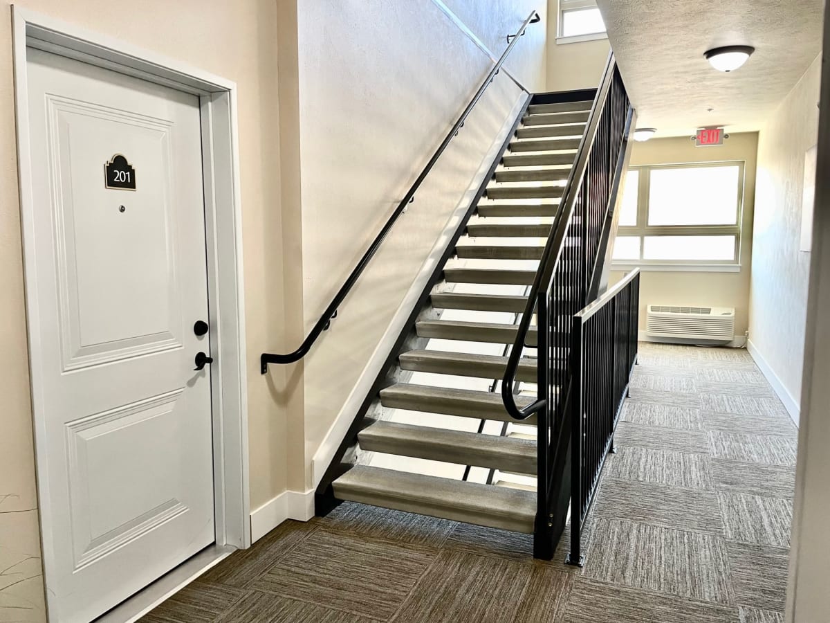 Photos and Video of Grant Creek Village Apartments in Missoula, MT