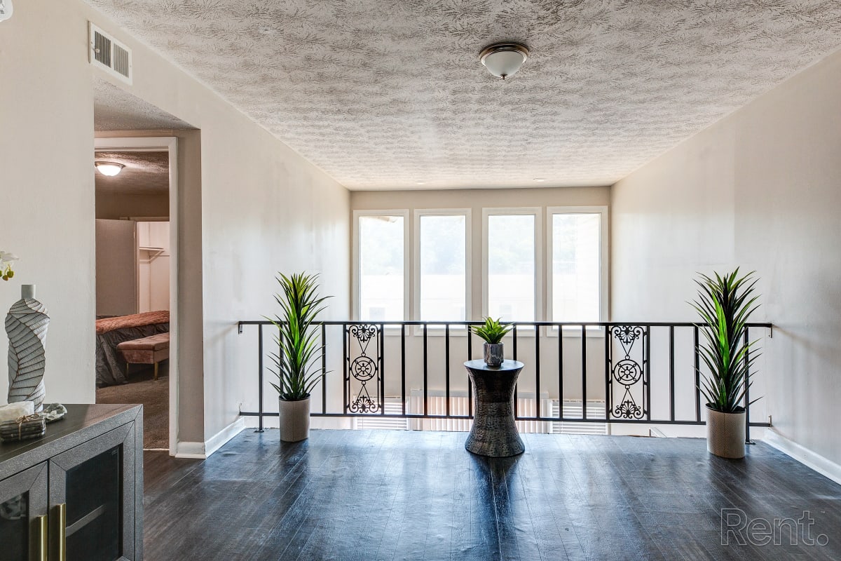 Apartments for Rent in College Park, GA | Elite at City View