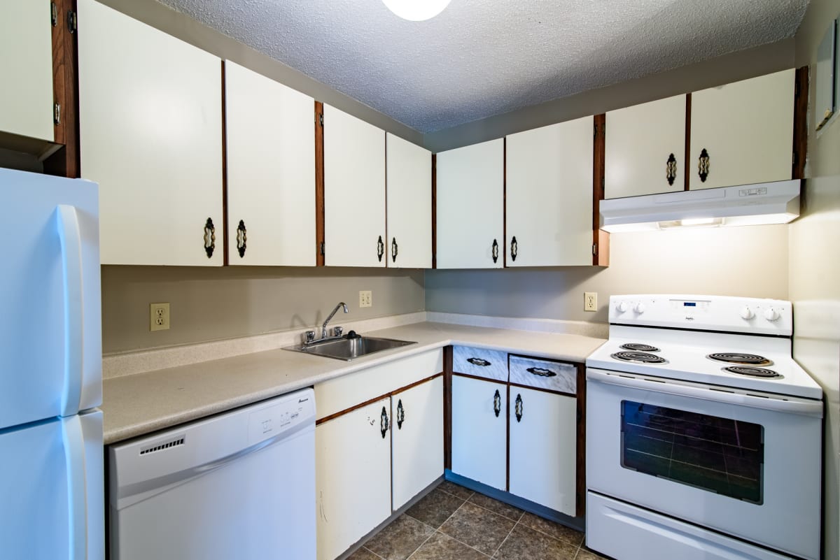 Photos and Video of Moray Village Phase II in Winnipeg, MB